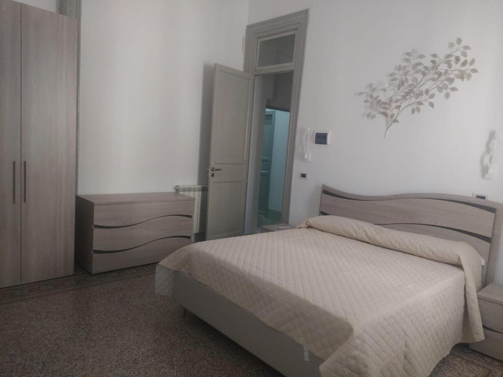 Guest House Lamphotel Militello Palermo Esterno foto